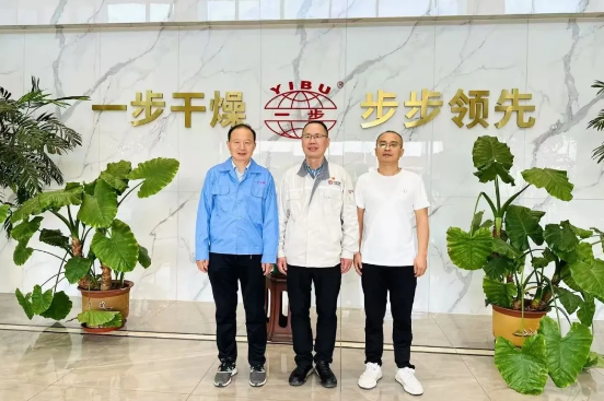 勞模工匠助企行|全國勞模張忠走進一步干燥，共話匠心傳承與創(chuàng)新發(fā)展