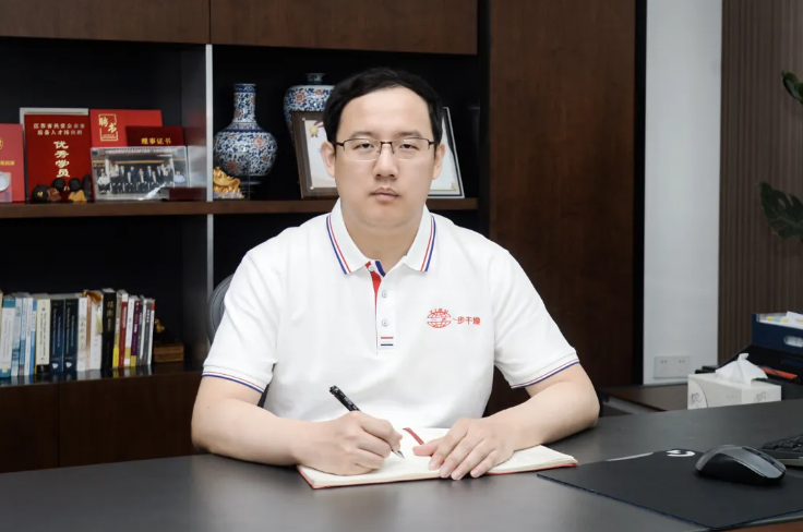 [轉(zhuǎn)載錦繡天寧]一步干燥：查文浩和他的“一步哲學”